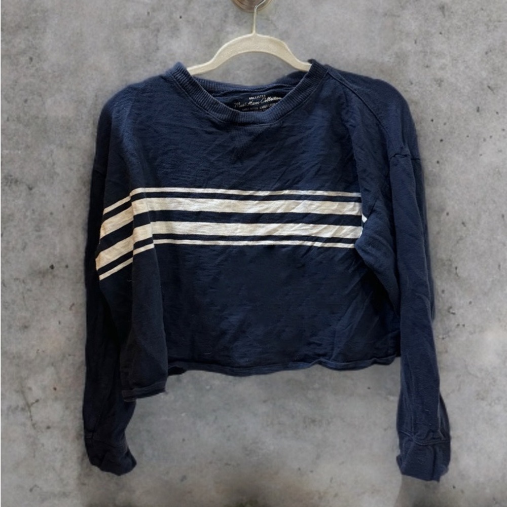 Hollister Navy Cropped Sweatshirt